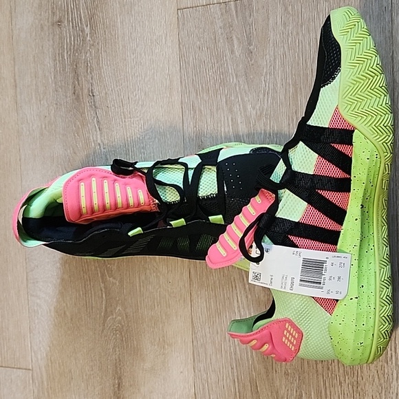 Adidas - Picture 4 of 8